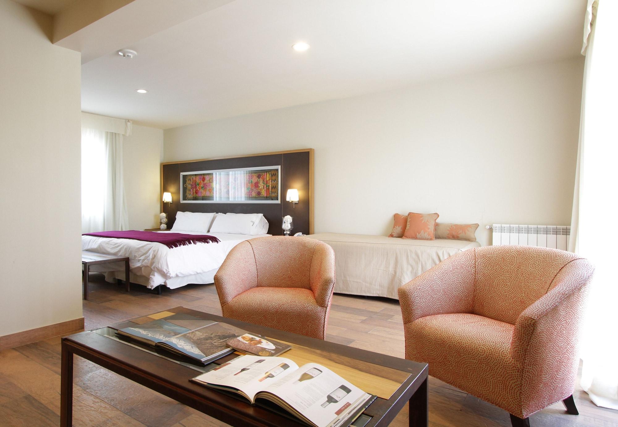 צ'קראס דה קוריה Plaza Paradiso Petit Hotel מראה חיצוני תמונה