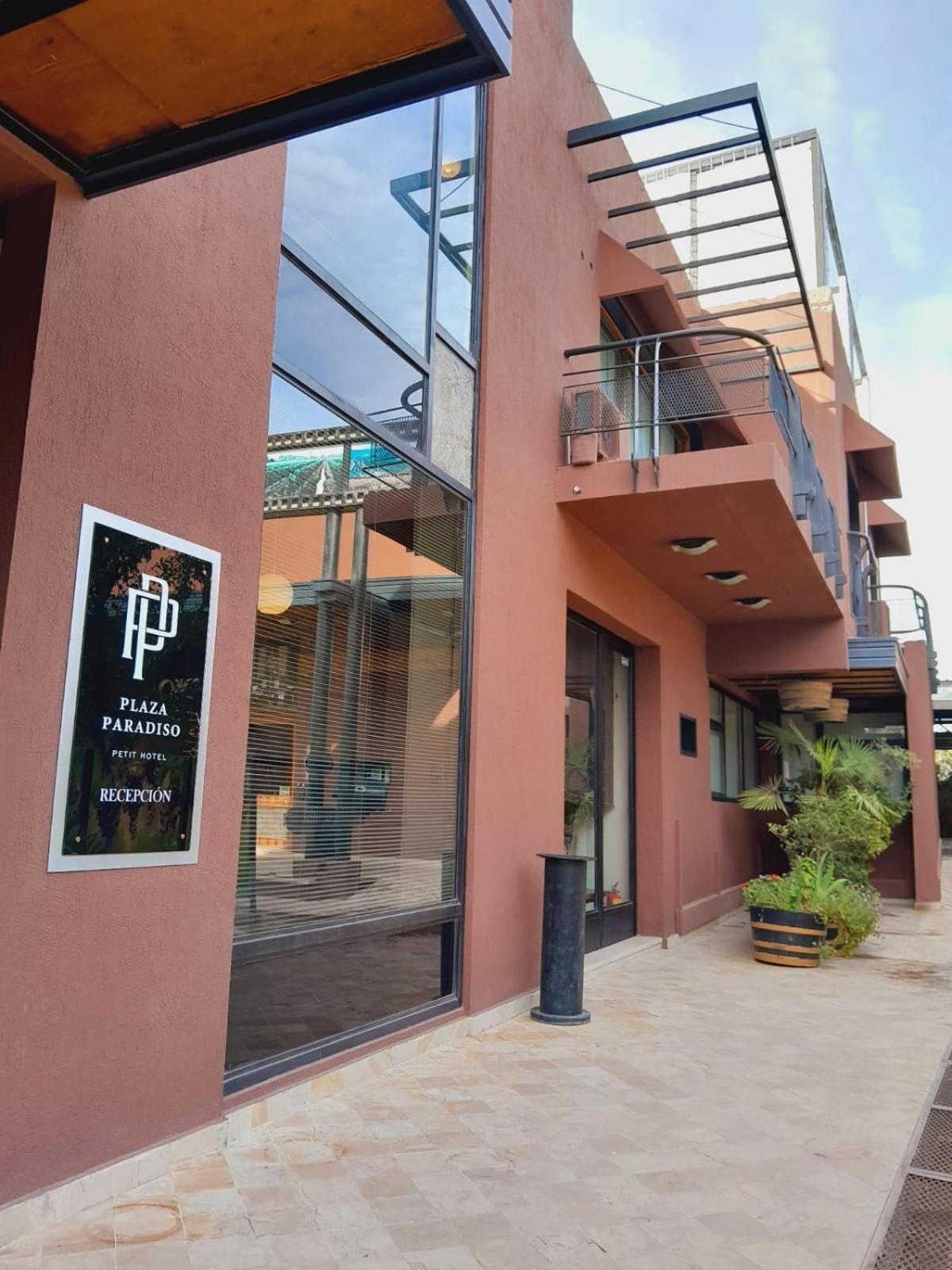צ'קראס דה קוריה Plaza Paradiso Petit Hotel מראה חיצוני תמונה