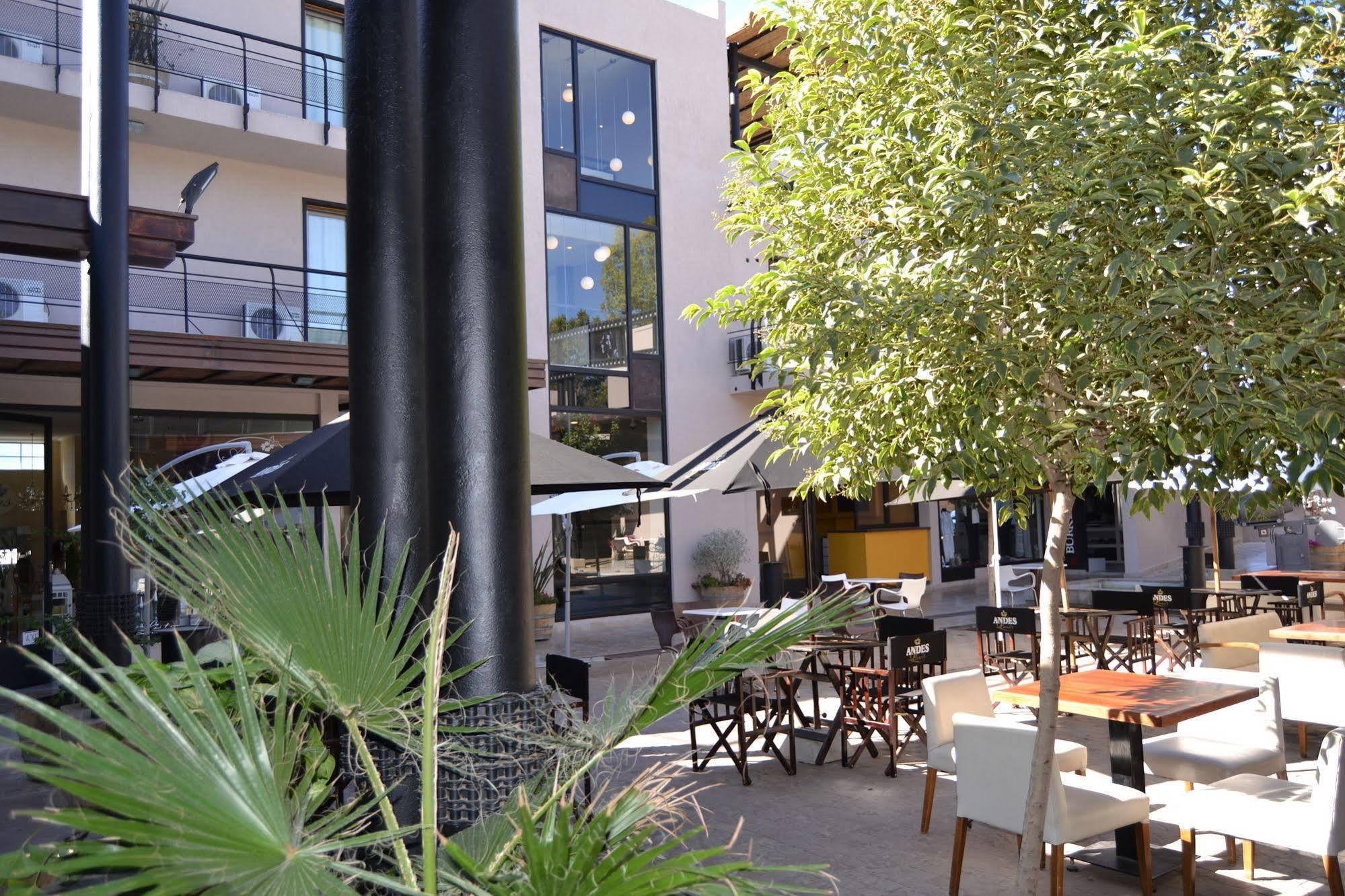צ'קראס דה קוריה Plaza Paradiso Petit Hotel מראה חיצוני תמונה
